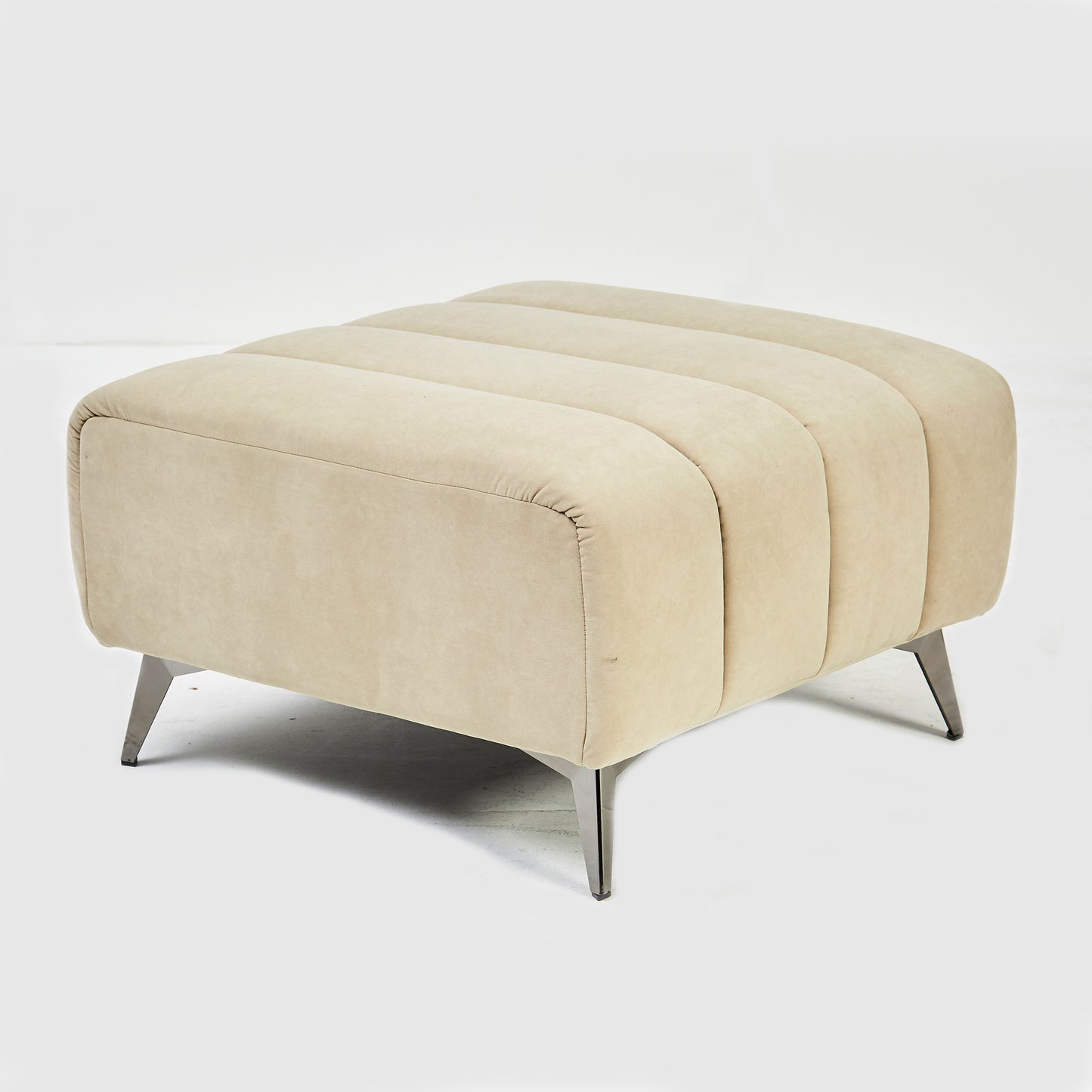 Noa Right Hand Facing Corner Sofa in Nordica Wickes with Ottoman